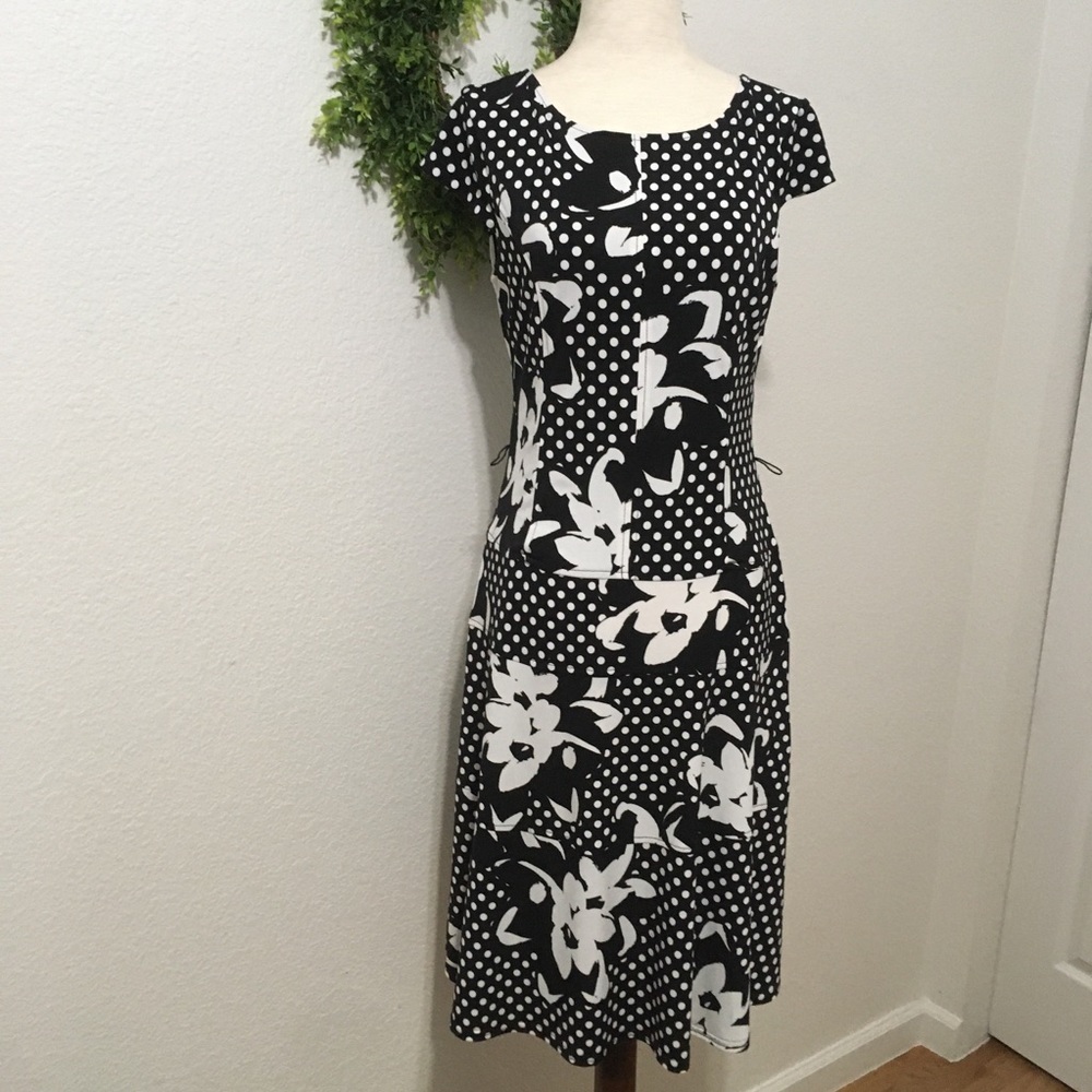 Joseph Ribkoff Black and White Sleeveless Dress